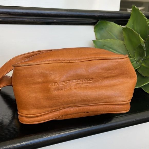 Sharif,
genuine, leather, Crossbody shoulder handbag purse - Picture 5 of 9